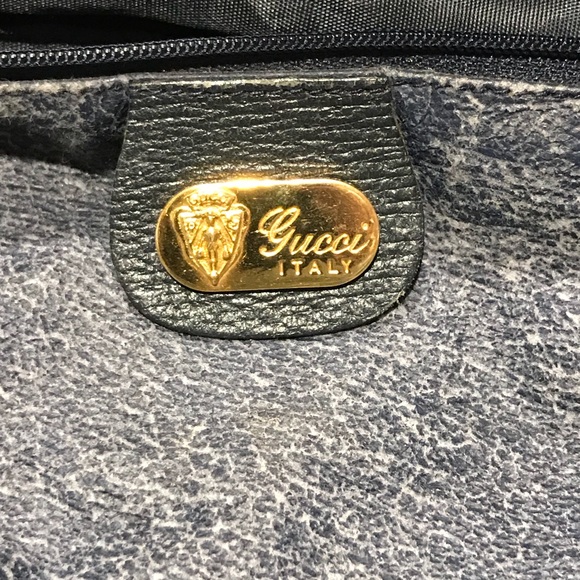 Gucci duffel bag. - Picture 4 of 7